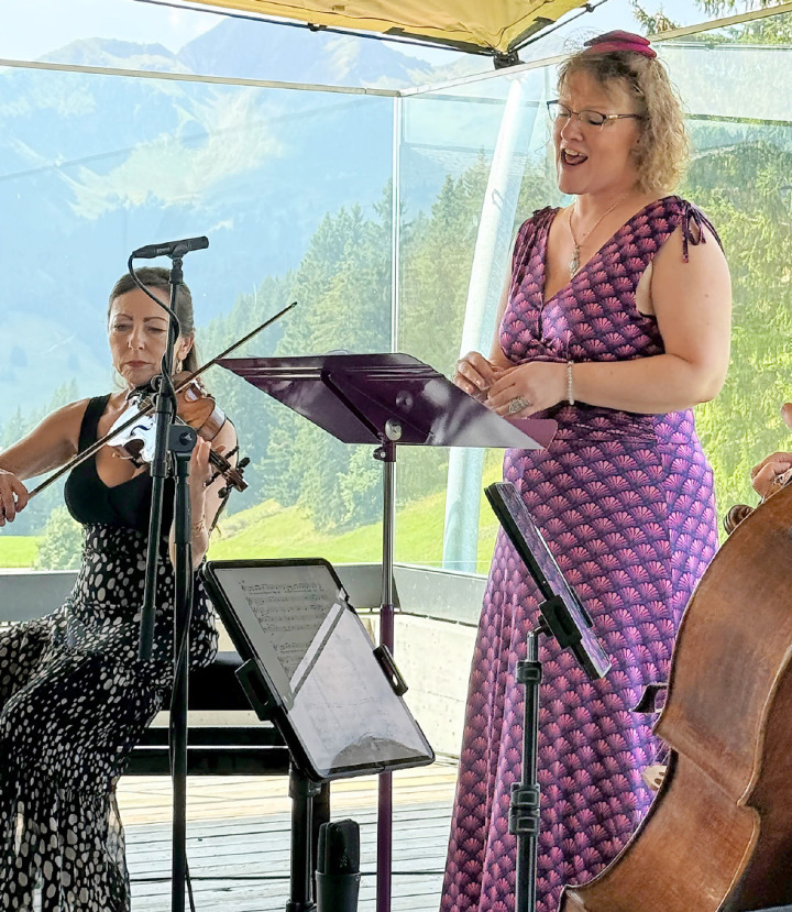 Mit Hingabe und Leidenschaft zog Beatrice Villiger das Publikum in ihren Bann. FOTOS: TINA DOSOT