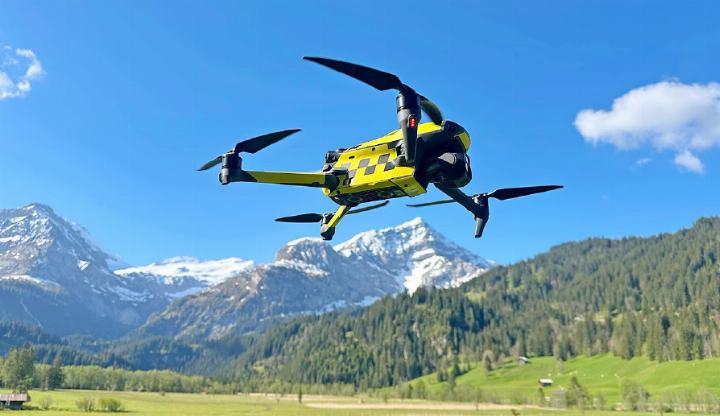 Bei der Rehkitzrettung kommen Drohnen zum Einsatz. FOTOS: ZVG