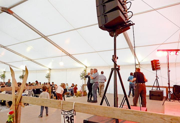 Gute Stimmung am Grunder Waldfest. FOTO: ZVG