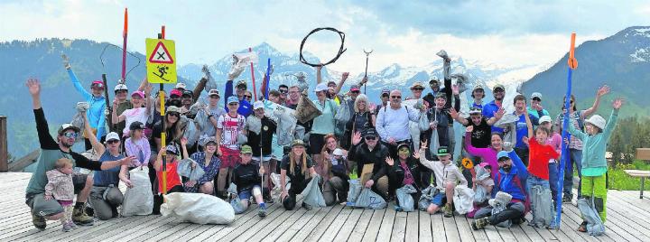 Rund 60 Helferinnen und Helfer haben die Natur in der Destionation Gstaad von rund 57 Kilogramm Abfall befreit. FOTOS: ZVG