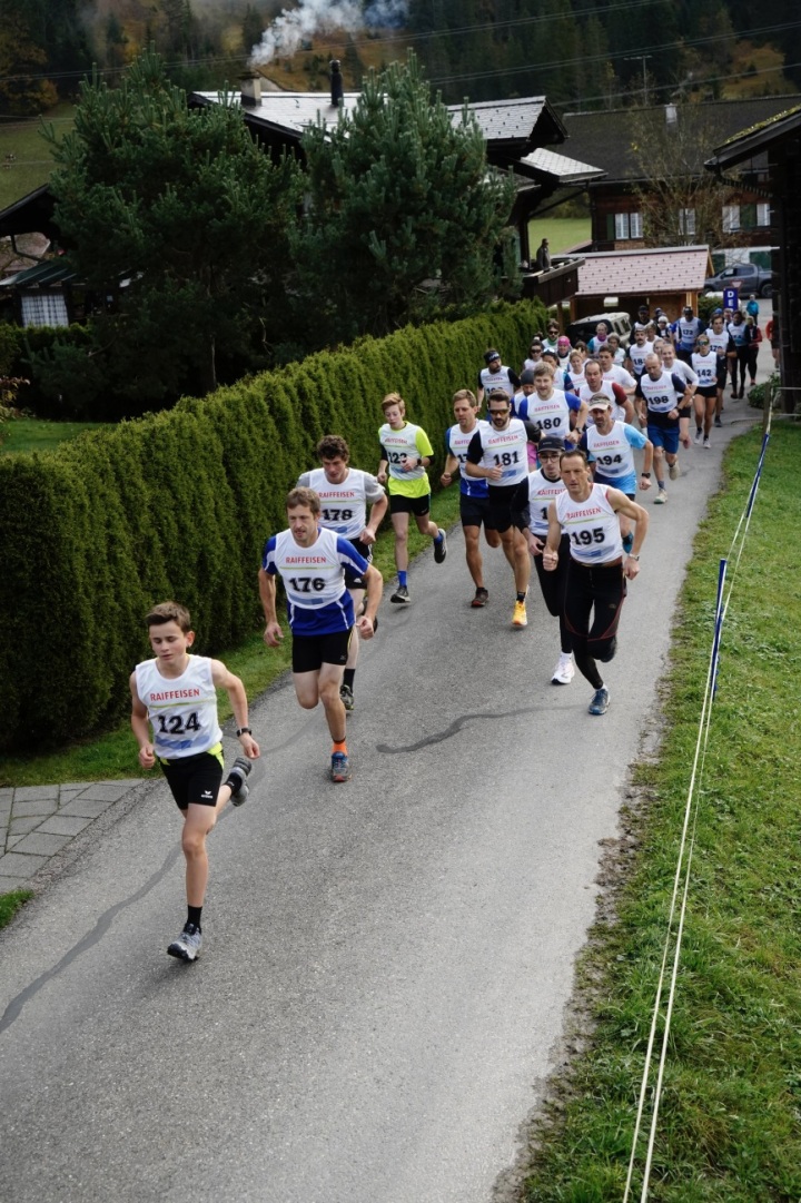 Start der Damen und Herren. (Foto: zVg)