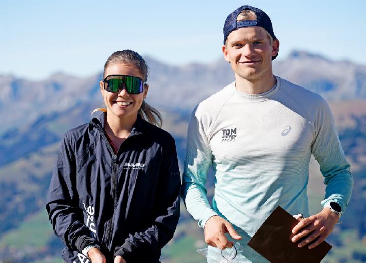 Strahlende souveräne Tagessieger: Christel Kolly aus Düdingen und Triathlet Nicola Buchs. Der gebürtige Lenker holte erstmals für Zweisimmen den Tagessieg, nachdem der gebürtige Zweisimmer Patrick Feuz schon viermal für die Lenk den Tagessieg geholt hatte.