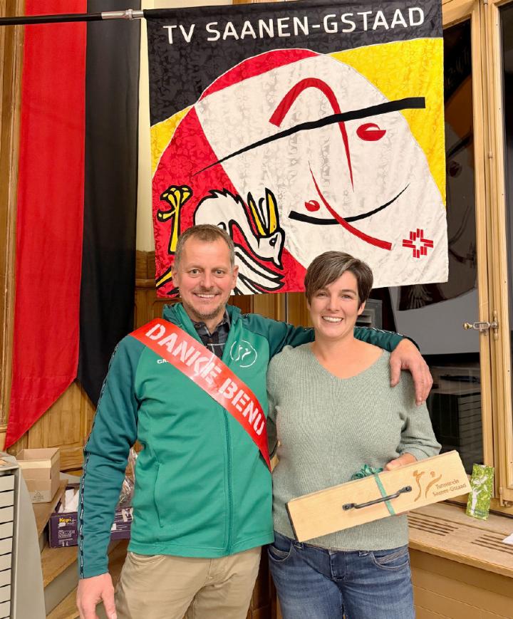 Der alte Präsident Bernhard Würsten und die neue Präsidentin Cornelia Romang. FOTOS: ZVG