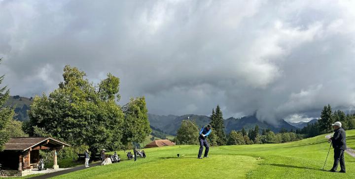 Die 9. Lenker Golf-Trophy auf dem Golfplatz in Saanenmöser war ein voller Erfolg. FOTO: ZVG
