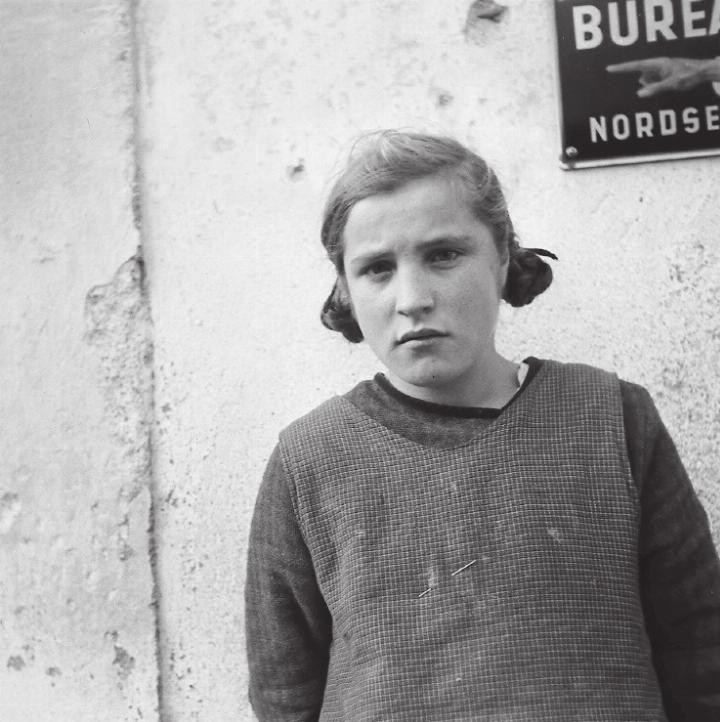 Administrativ versorgte Jugendliche, Mädchenerziehungsheim Kehrsatz, um 1940. BILD: PAUL SENN © GKS