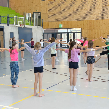 Getu-Lager 2026: Frühlingsferien – Zeit fürs Trainingslager - Die Haltung darf nicht fehlen und die Positionen wollen geübt sein.