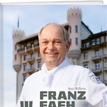 «Palace retour»: Franz W. Faeh blickt zurück - Franz Faeh schaut in seinem Buch in amüsanter Weise
auf sein bisheriges Berufsleben zurück.