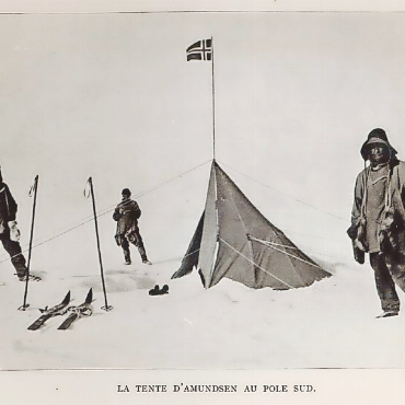 Punta Arenas und der Wettlauf zum Südpol - Das Zelt von Amundsen am Südpol, 1912.    FOTO: HENRY ROBERTSON BOWERS*