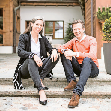Die Hoteliers des Jahres kommen aus Saanenmöser - Brigitte und Christian Hoefliger-von Siebenthal vom Maison Hornberg.   FOTO: HANNES NIEDERKOFLER