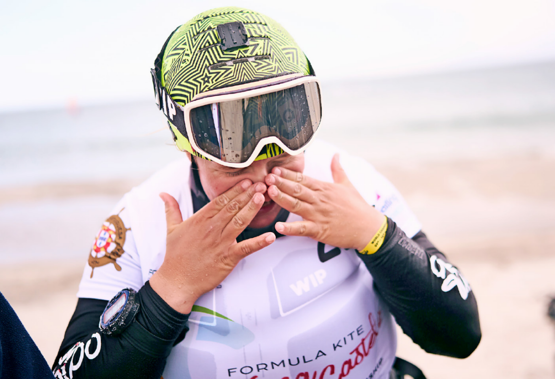 Elena Lengwiler holt die Bronzemedaille bei den Formula-Kite-Weltmeisterschaften - Das Bild wird blockiert. – Möglicherweise durch einen aktiven Adblocker.