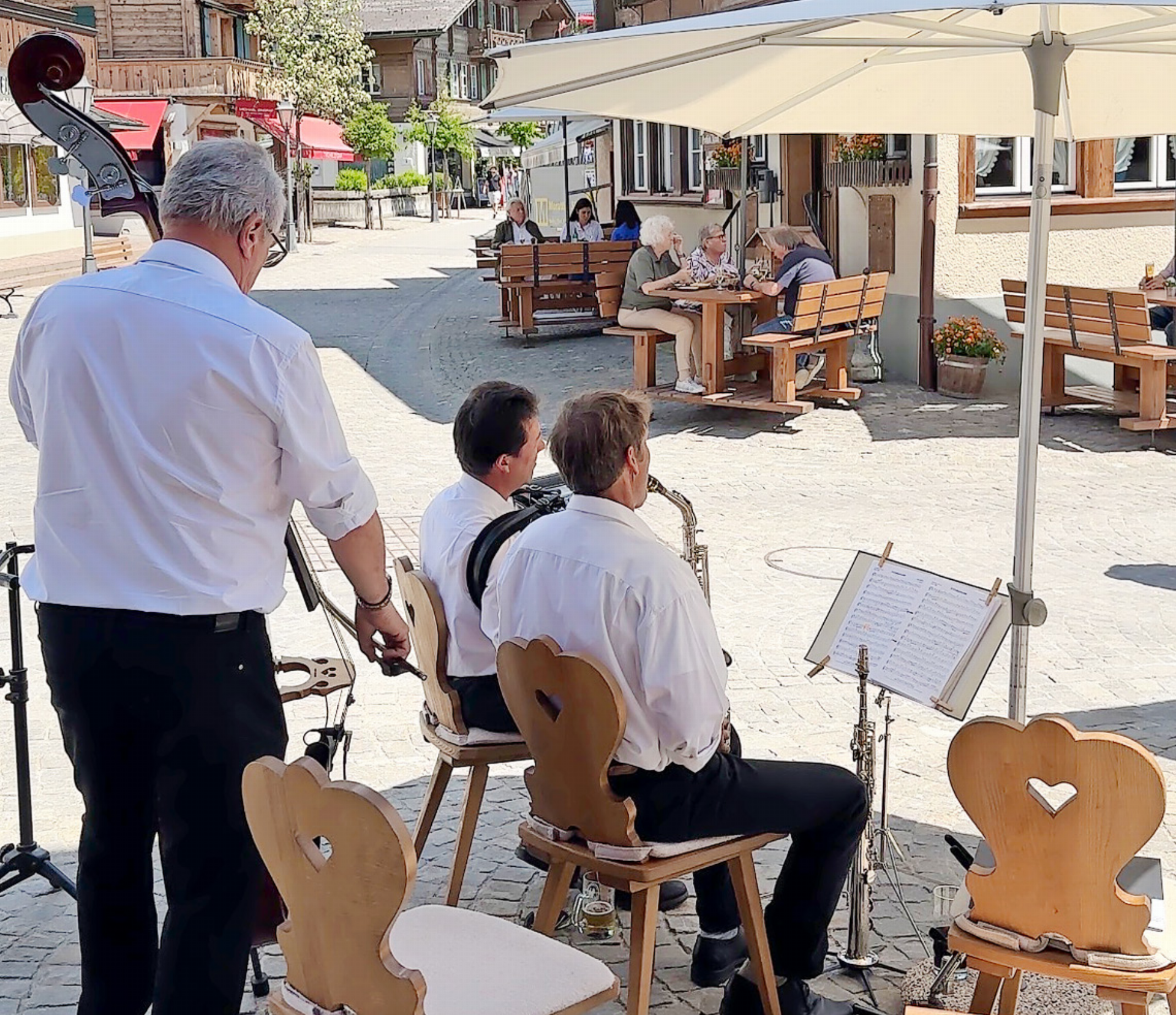 Ländlerfest Gstaad brachte die Promenade wieder zum Klingen - Das Bild wird blockiert. – Möglicherweise durch einen aktiven Adblocker.