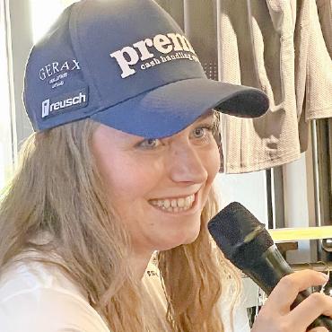 Thömus Bike Talk: Sue Piller gibt Einblick in ihren Trainingsalltag - Sue Piller im Interview: Gekonnt beantwortete sie auch persönliche Fragen.    FOTOS: ZVG