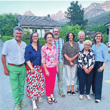 Überregionale Kulturförderung durch die Kultur Region – Alliance culturelle - Der aktuelle Vorstand: v.l. Hans Jaggi, Nicole Schulze, Carmen Scherrer, Matthias Moser, Annette Veronese, Klaus Burkhalter, Ruth Yersin-Zeugin und Theres Rütschi. Es fehlt Jenny Sterchi. FOTOS: ZVG