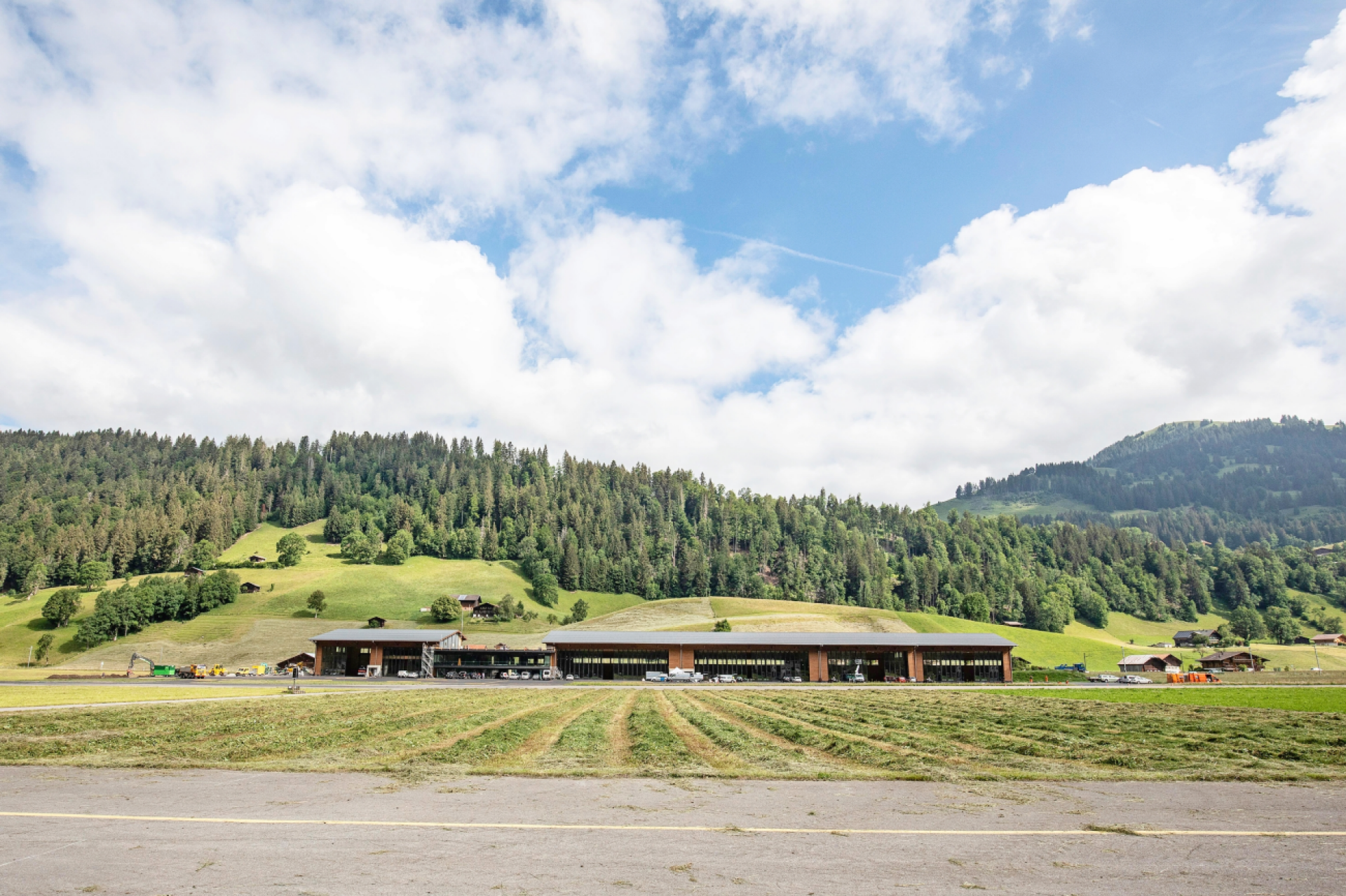 Der Gstaad Airport plant neuen Hangar für 3,75 Millionen Franken - Das Bild wird blockiert. – Möglicherweise durch einen aktiven Adblocker.