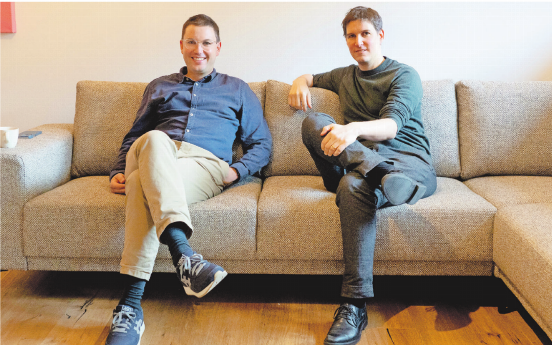 Christian Fuhrer (links) mit seinem Cousin und Geschäftspartner Jan Pichler. FOTO: JONATHAN SCHOPFER Christian Fuhrer (links) mit seinem Cousin und Geschäftspartner Jan Pichler. FOTO: JONATHAN SCHOPFER