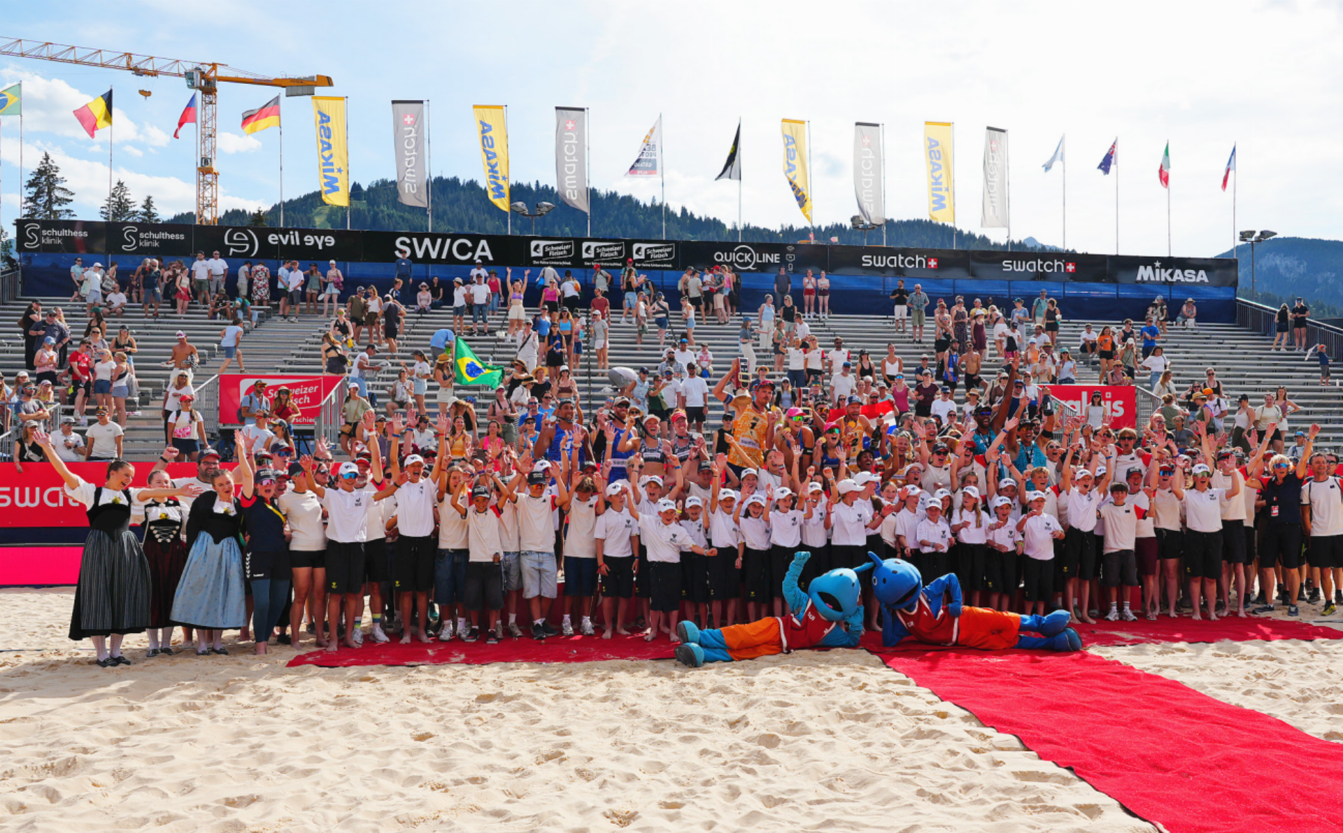 Sand, Sonne, Gänsehaut: Swatch Beach Pro Gstaad 2026 - Das Bild wird blockiert. – Möglicherweise durch einen aktiven Adblocker.
