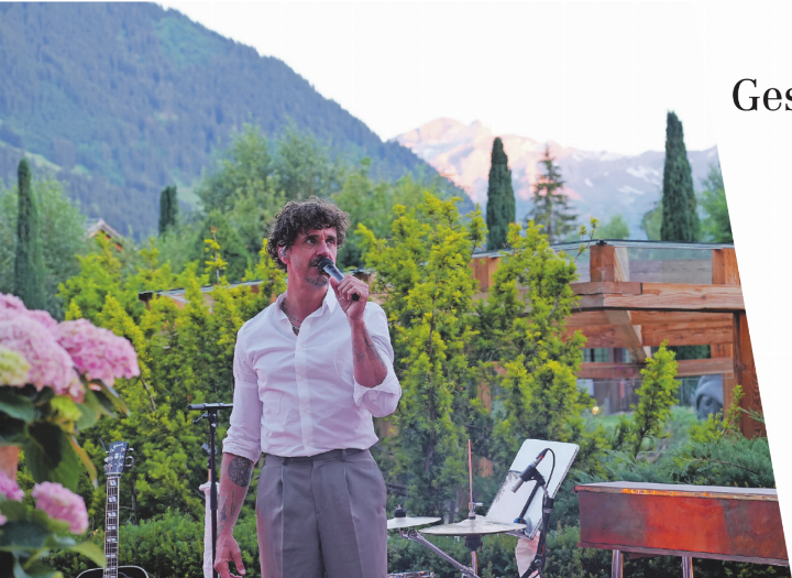 Seven erzählt im Hotel The Alpina musikalische Geschichten aus über zwanzig Jahren Bühnenkarriere. FOTOS: MAXIME VÖGELE Seven erzählt im Hotel The Alpina musikalische Geschichten aus über zwanzig Jahren Bühnenkarriere. FOTOS: MAXIME VÖGELE