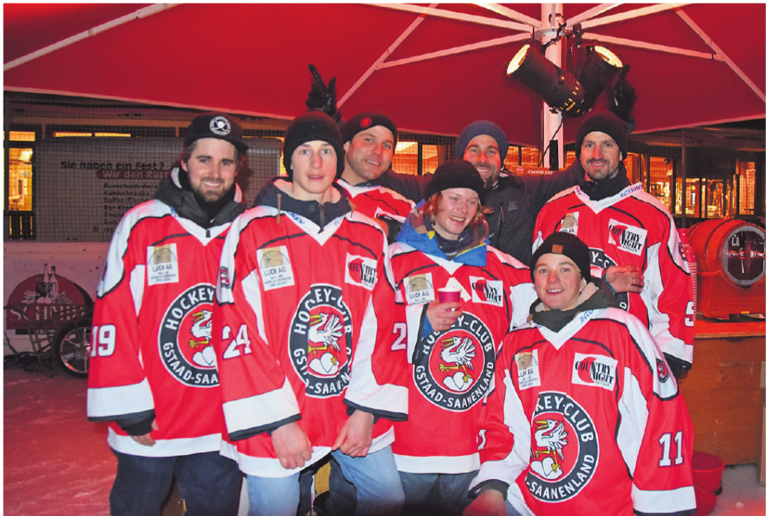 Zusammen mit dem Hockeyclub Gstaad-Saanenland organisiert Balu regelmässig «Bar on Ice» auf dem Eisbahnareal. Hier im Winter 2018. ARCHIVFOTO: ANITA MOSER Zusammen mit dem Hockeyclub Gstaad-Saanenland organisiert Balu regelmässig «Bar on Ice» auf dem Eisbahnareal. Hier im Winter 2018. ARCHIVFOTO: ANITA MOSER