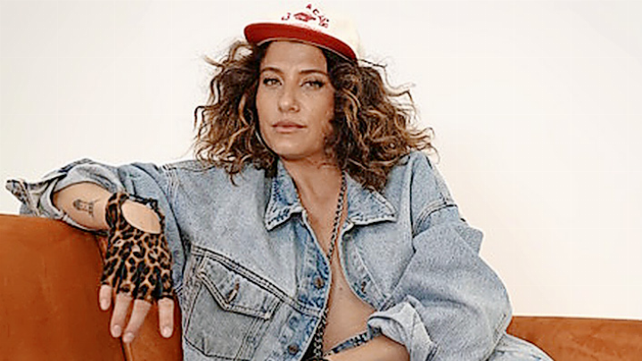 «LAEET» – DJ, welche auf Ibiza bei Labels wie EL-ROW oder DEFECTED spielt und bei Sirup Artist Agency & hieronica.com unter Vertrag steht.   FOTO: ZVG