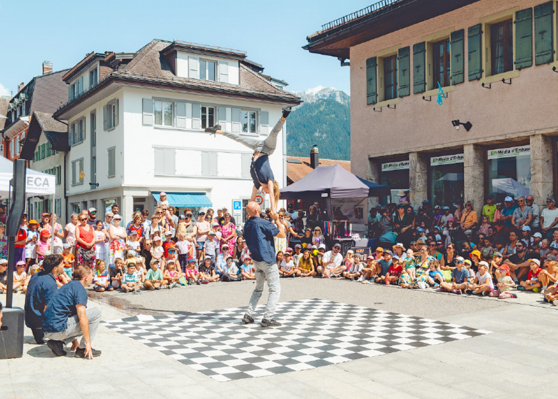 Kinderfestival «Au Pays des Enfants» 2026: Bunte Ausgabe begeistert Gross und Klein - Das Bild wird blockiert. – Möglicherweise durch einen aktiven Adblocker.