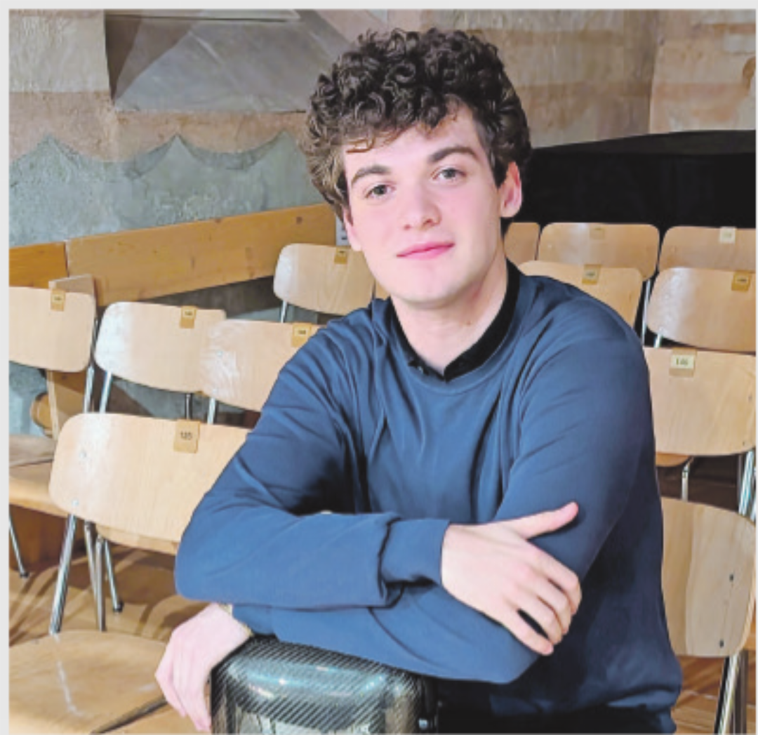 Andrea Cicalese Im Gespräch mit dem «Anzeiger von Saanen» nach dem Konzert. FOTO: SONJA WOLF Andrea Cicalese Im Gespräch mit dem «Anzeiger von Saanen» nach dem Konzert. FOTO: SONJA WOLF