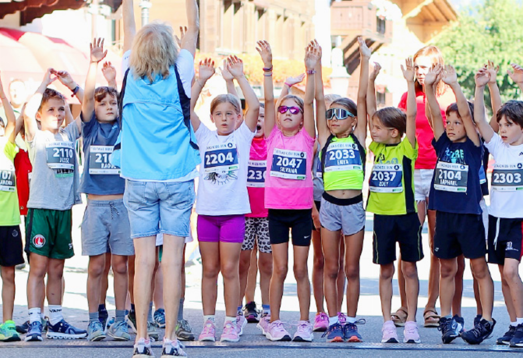 Aufwärmen vor dem Start zum Kids Run. FOTOS: ZVG Aufwärmen vor dem Start zum Kids Run. FOTOS: ZVG