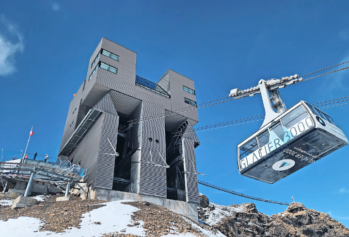Das Unternehmen Glacier 3000 rechnet mit einem Besucherrekord, hat aber zeitgleich sinkende Zahlen bei den Sommergästen verzeichnet. FOTO: GLACIER 3000 Das Unternehmen Glacier 3000 rechnet mit einem Besucherrekord, hat aber zeitgleich sinkende Zahlen bei den Sommergästen verzeichnet. FOTO: GLACIER 3000