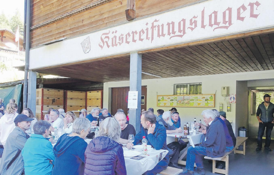 Gegen 500 Personen kamen in den Genuss eines interessanten Besuchstages. Gegen 500 Personen kamen in den Genuss eines interessanten Besuchstages.