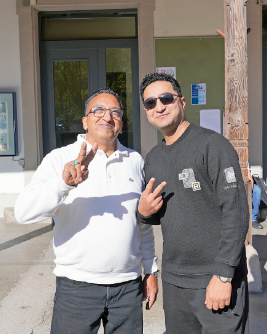Arif Muhammad (links) und Hamid Mehmood, gebürtige Pakistaner, heute wohnhaft in Zürich und Australien. Arif Muhammad (links) und Hamid Mehmood, gebürtige Pakistaner, heute wohnhaft in Zürich und Australien.