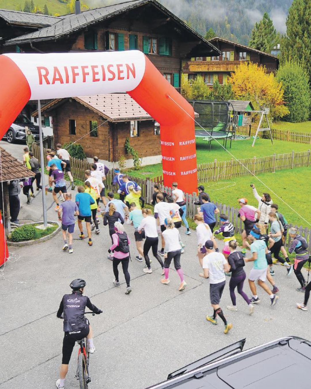 Start der Damen und Herren. Start der Damen und Herren.