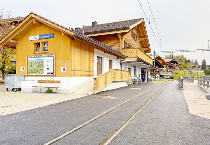 Am Bahnhof Schönried wurden in den vergangenen drei Wochen die Gleisanlagen erneuert.       FOTO: JOCELYNE PAGE
